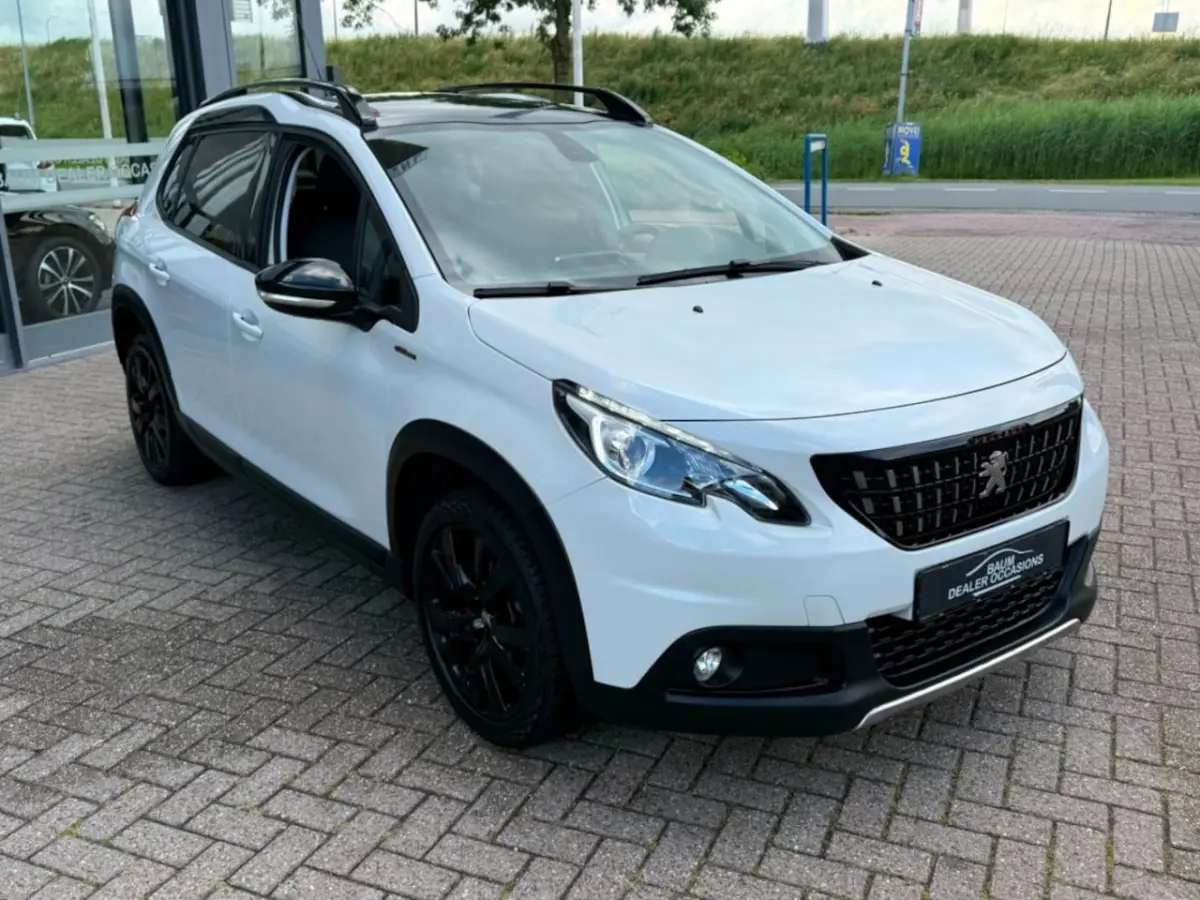 1.2 PURETECH GT-LINE AIRCO PANORAMA NAVI PDC-CAMERA
