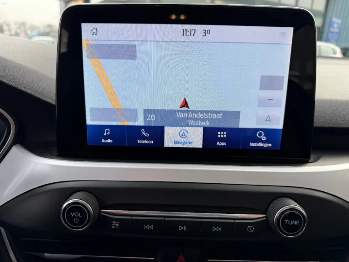 1.0 EB TREND EDITION BUSINESS NAVI AIRCO PDC