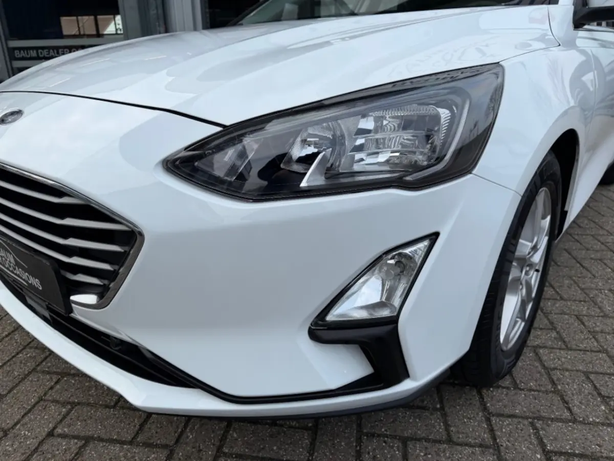 1.0 EB TREND EDITION BUSINESS NAVI AIRCO PDC