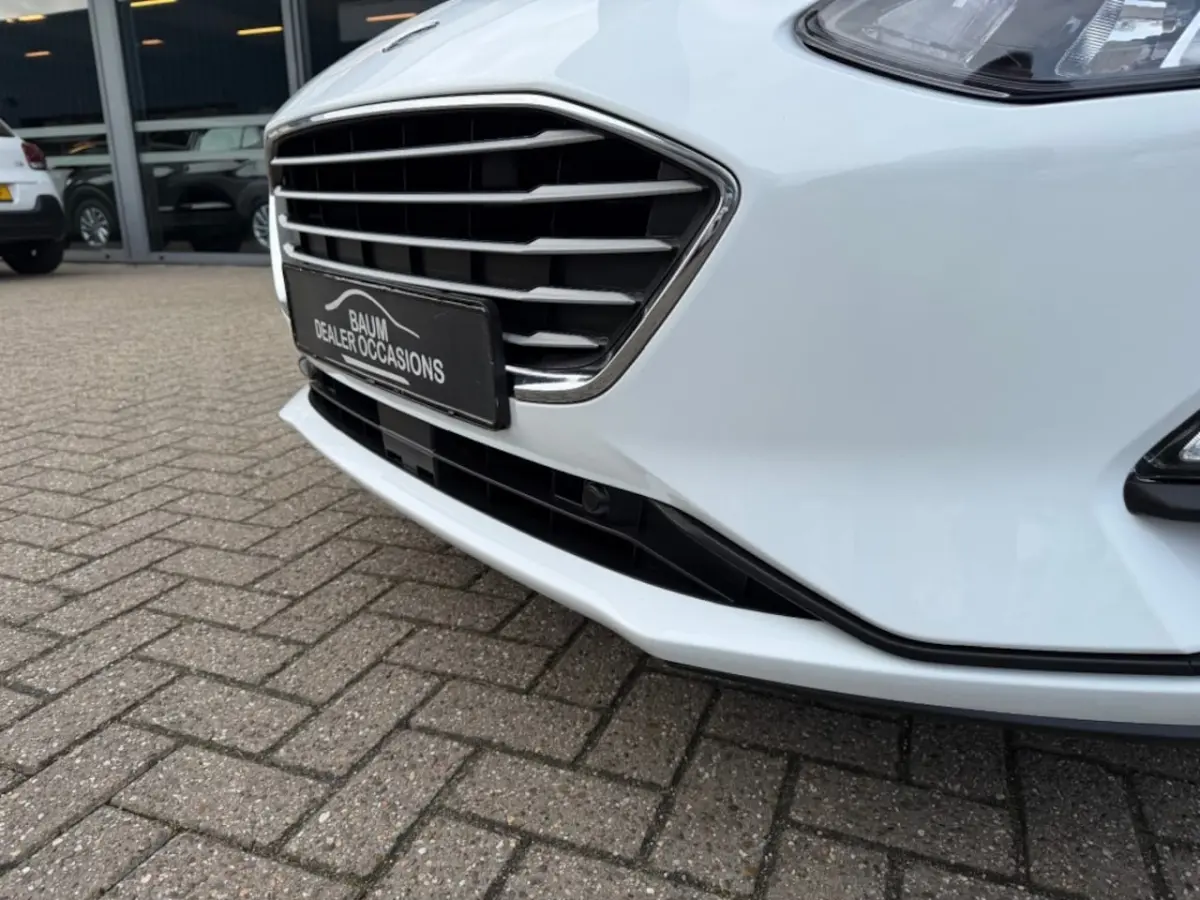1.0 EB TREND EDITION BUSINESS NAVI AIRCO PDC