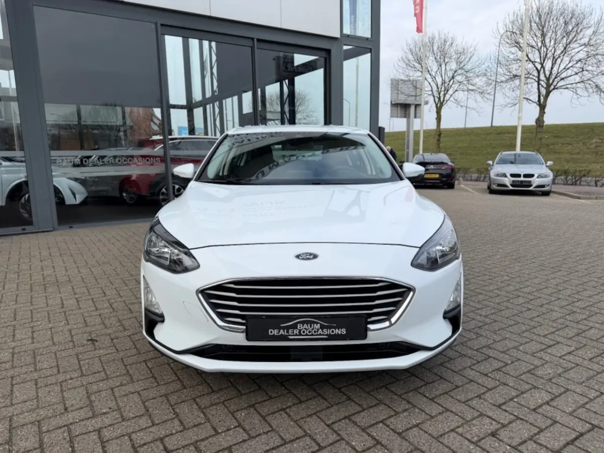 1.0 EB TREND EDITION BUSINESS NAVI AIRCO PDC