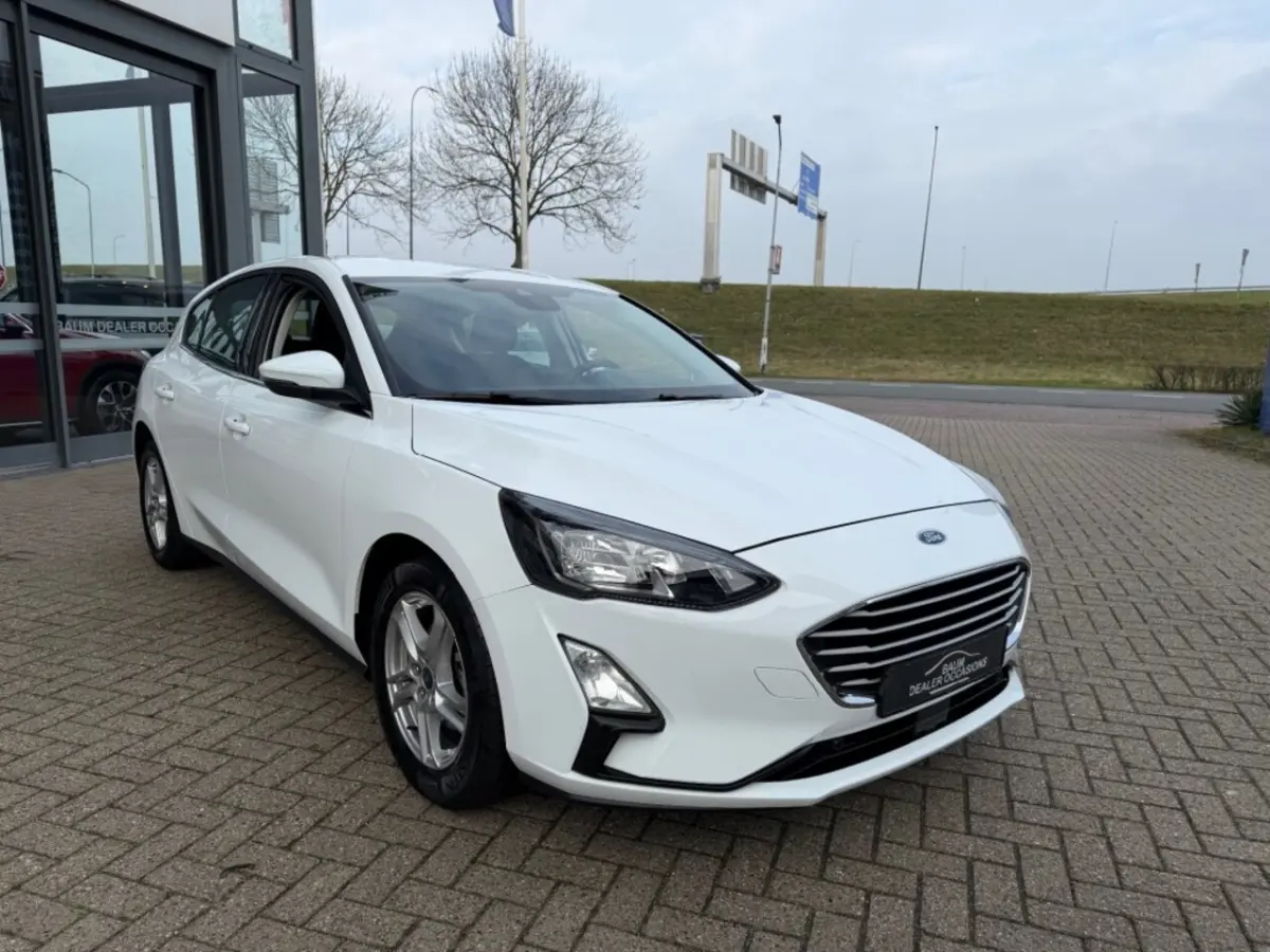 1.0 EB TREND EDITION BUSINESS NAVI AIRCO PDC