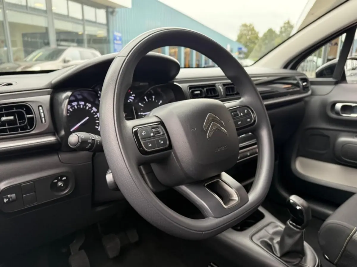 1.2 PT FEEL CONNECT AIRCO NAVI PDC CRUISE