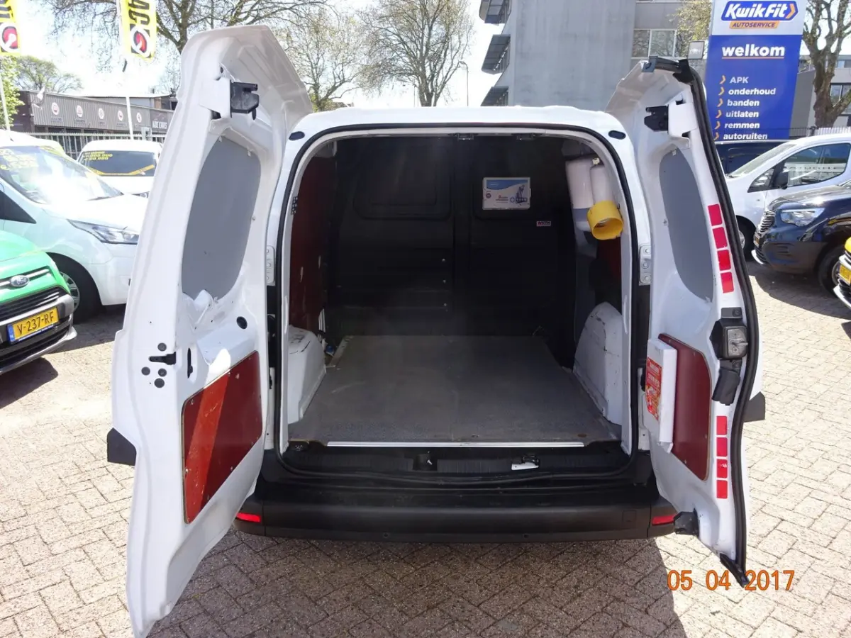 108 CDI L1 Pro MBUX AIRCO CRUISE CONTROL NAVIGATIE