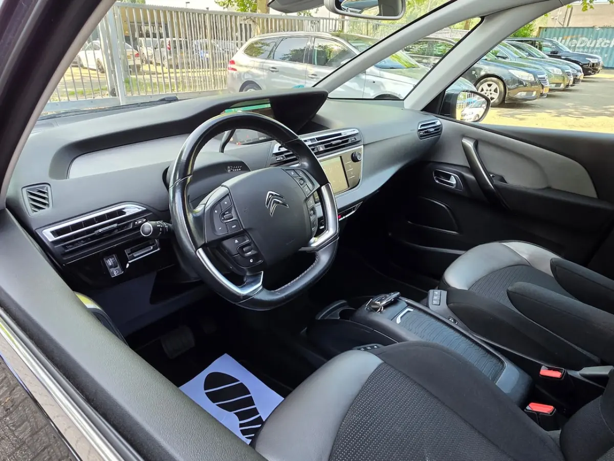 1.2 PureTech Shine Aut Camera New Dis Riem Carplay Trekhaak