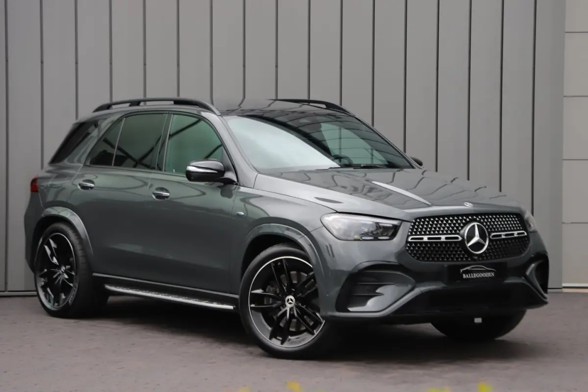 400e AMG 4-Matic | 381PK | Luchtvering | Burmester | Keyless | Sfeerverlichting | Pano | D