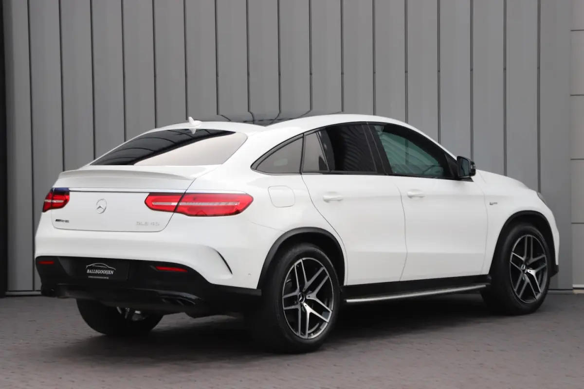 AMG 43 4-Matic | 390PK | Luchtvering | Sfeerverlichting | Memory | ILS | Leder | 360" Came
