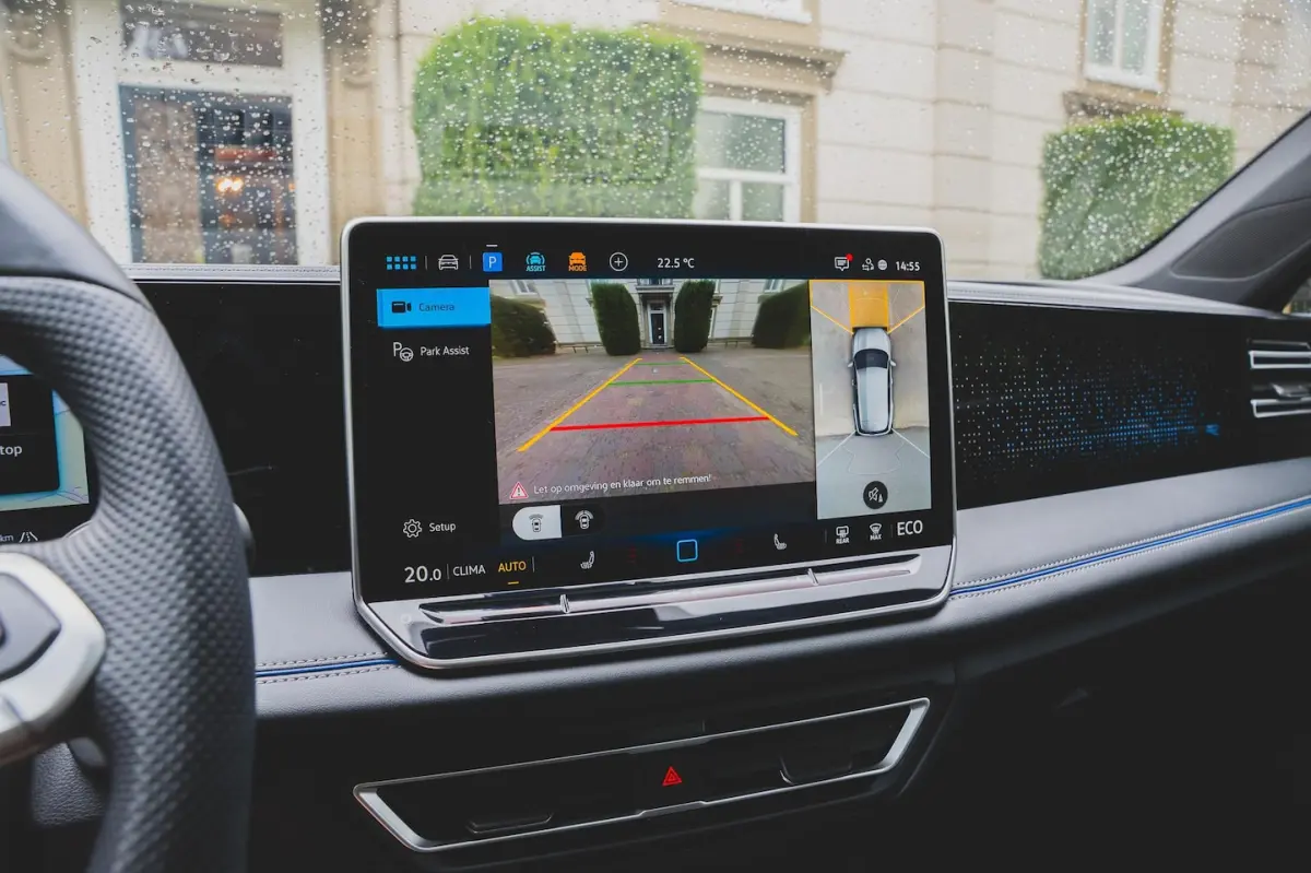 1.5 eHybrid R-Line Edition PANO | 360 CAM | MASSAGE | CARPLAY | KUIPSTOELEN