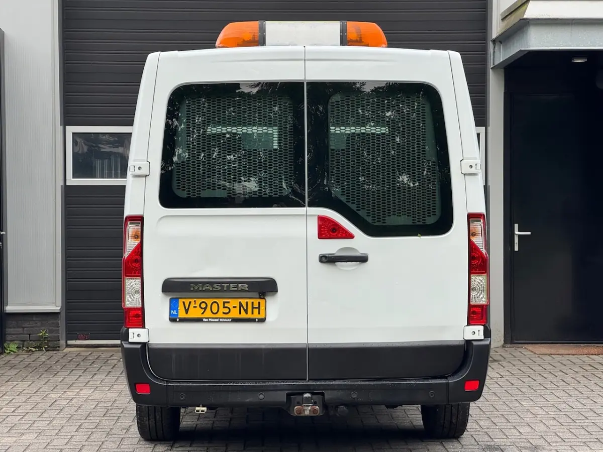 T35 2.3 dCi L1H2 EURO6 DUBBEL CABINE AIRCO NAVI