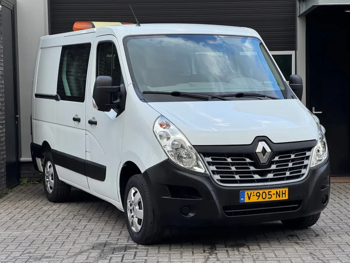 T35 2.3 dCi L1H2 EURO6 DUBBEL CABINE AIRCO NAVI