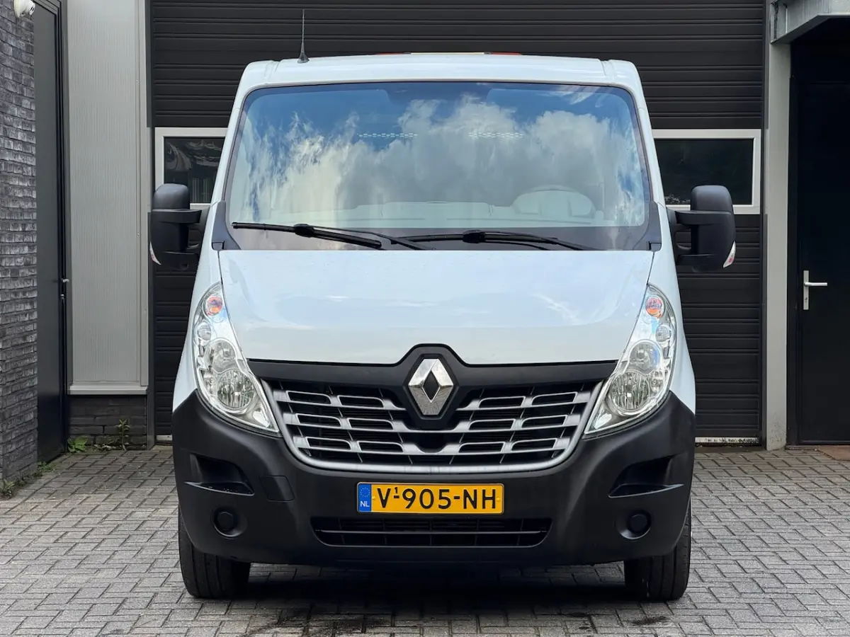 T35 2.3 dCi L1H2 EURO6 DUBBEL CABINE AIRCO NAVI