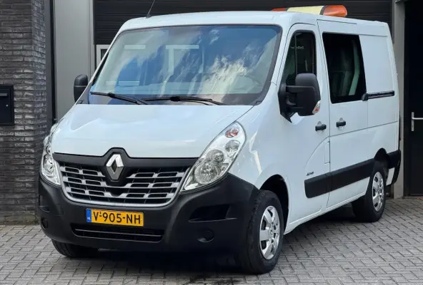 T35 2.3 dCi L1H2 EURO6 DUBBEL CABINE AIRCO NAVI
