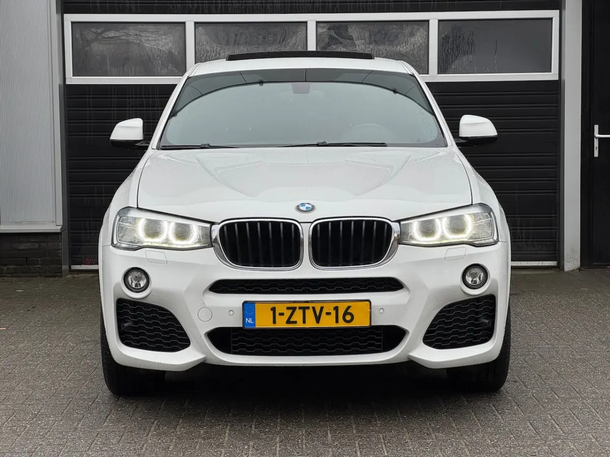 XDrive20i M Sport High Executive Xenon, Schuif/kantel dak, navi, Cruise, NAP