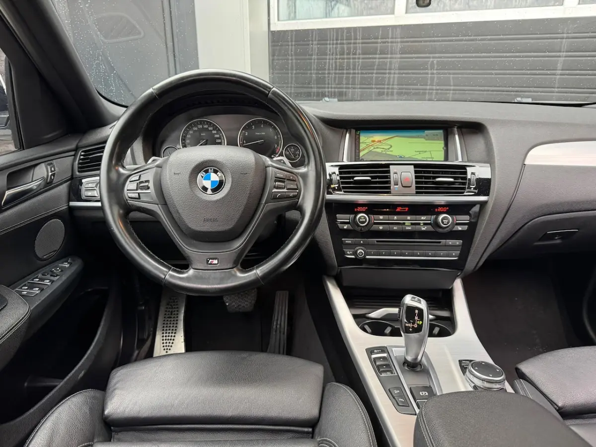 XDrive20i M Sport High Executive Xenon, Schuif/kantel dak, navi, Cruise, NAP