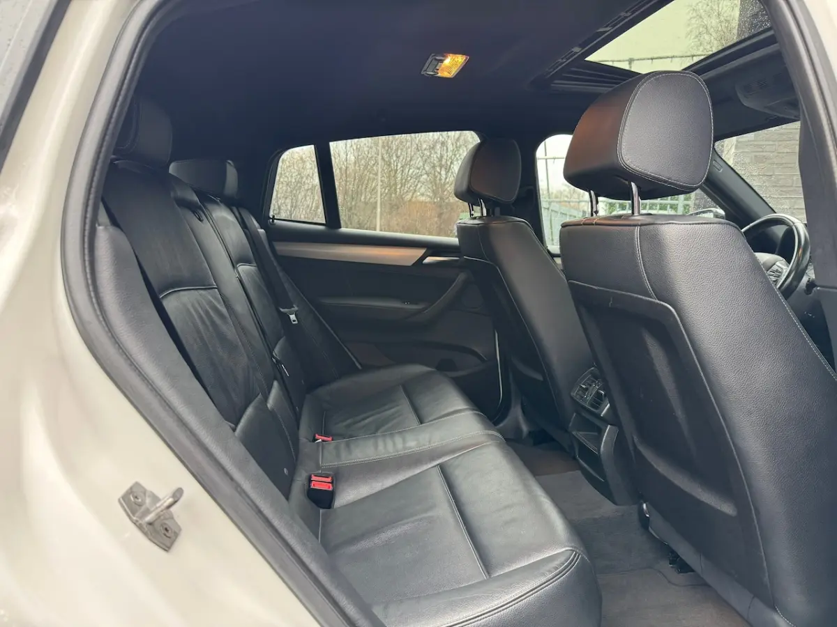 XDrive20i M Sport High Executive Xenon, Schuif/kantel dak, navi, Cruise, NAP