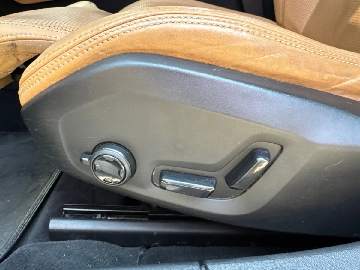 2.0 D3 Inscription Memory Stoelen, Navi, Keyless, NAP