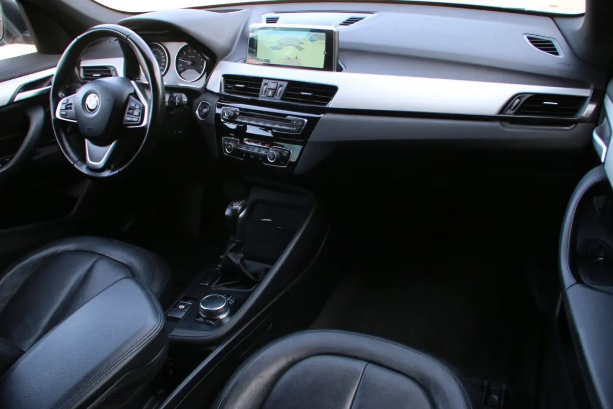 SDrive20i Centennial High Executive LEDER AUTOMAAT