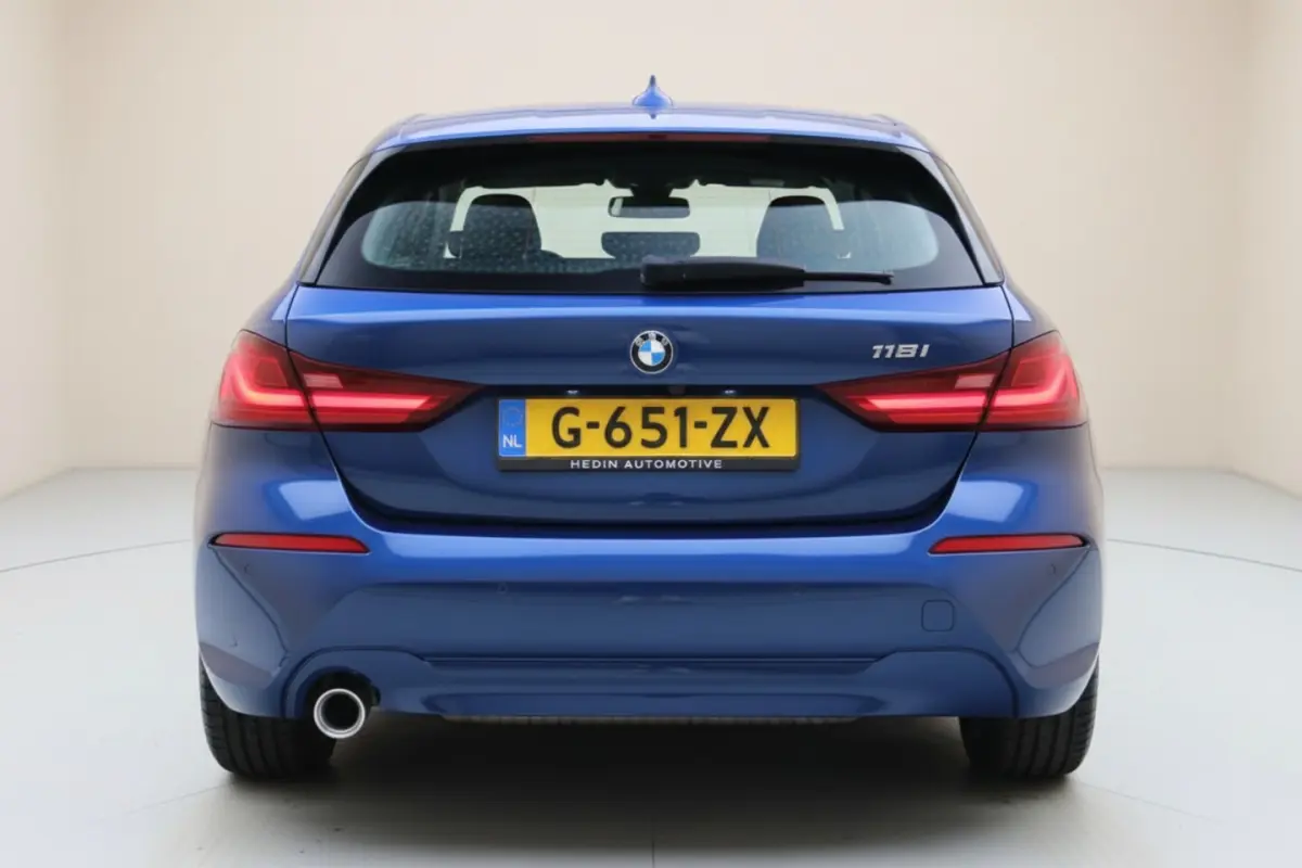 118i High Executive Edition DEALER OND. NL-AUTO NAP