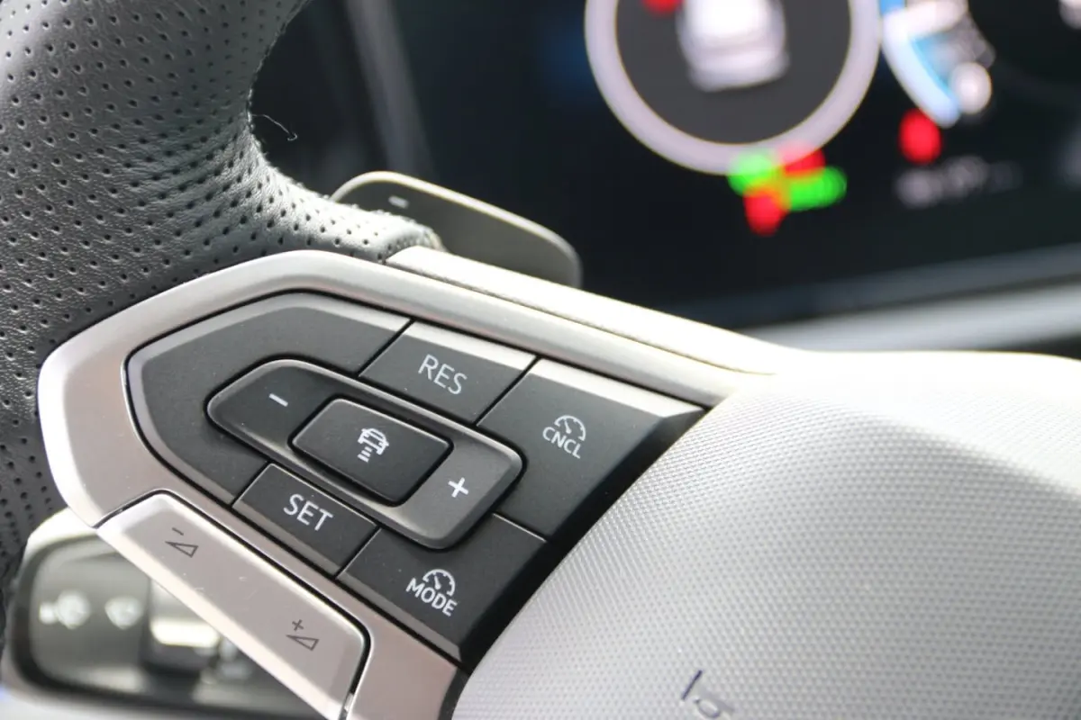 1.5 eTSI R-Line Edition