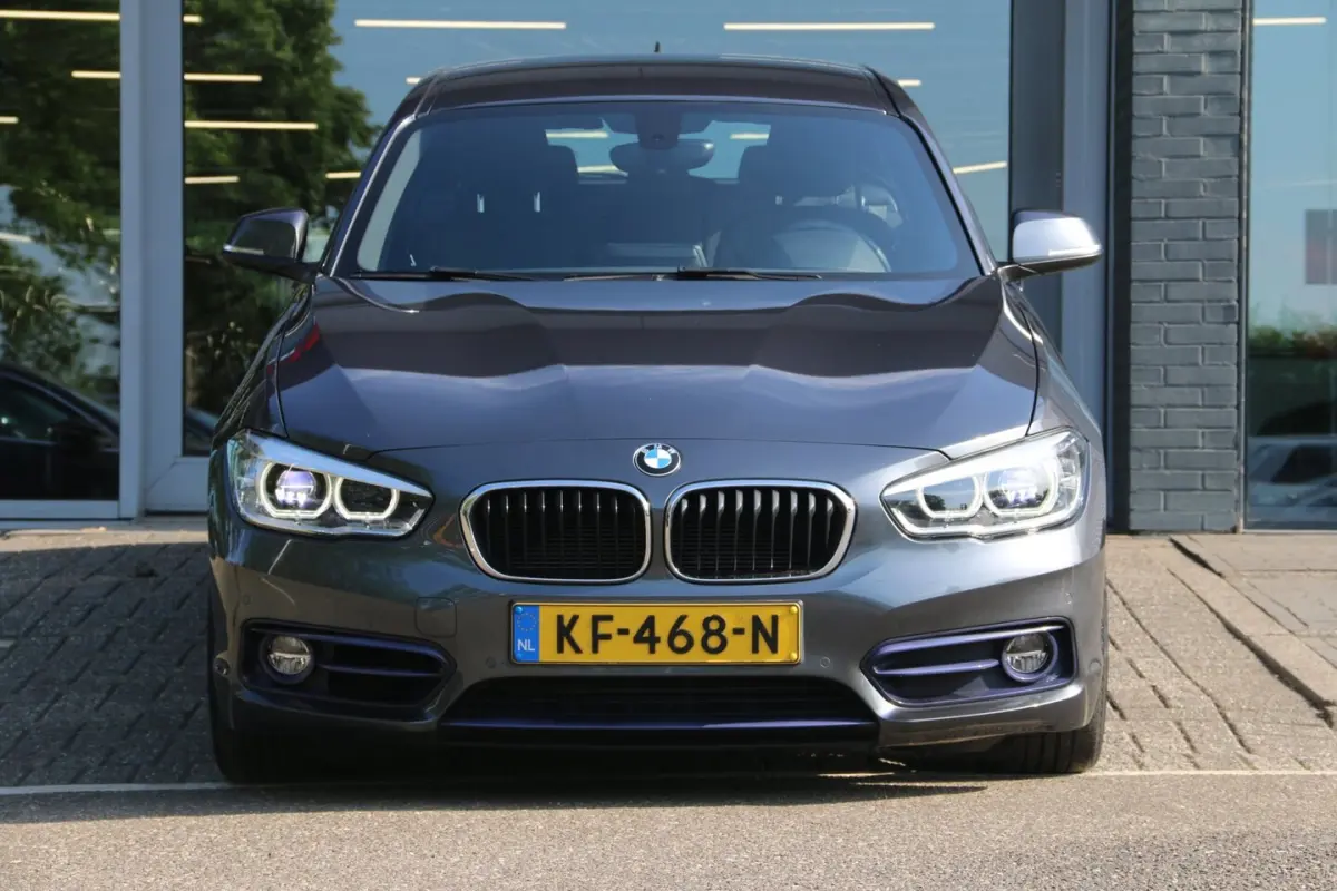 118i Centennial Executive AUTOMAAT NL-AUTO NAP