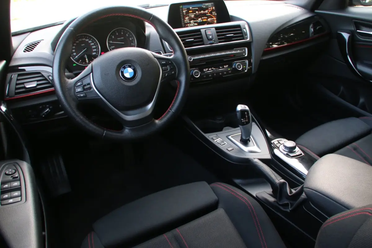 118i Centennial Executive AUTOMAAT NL-AUTO NAP