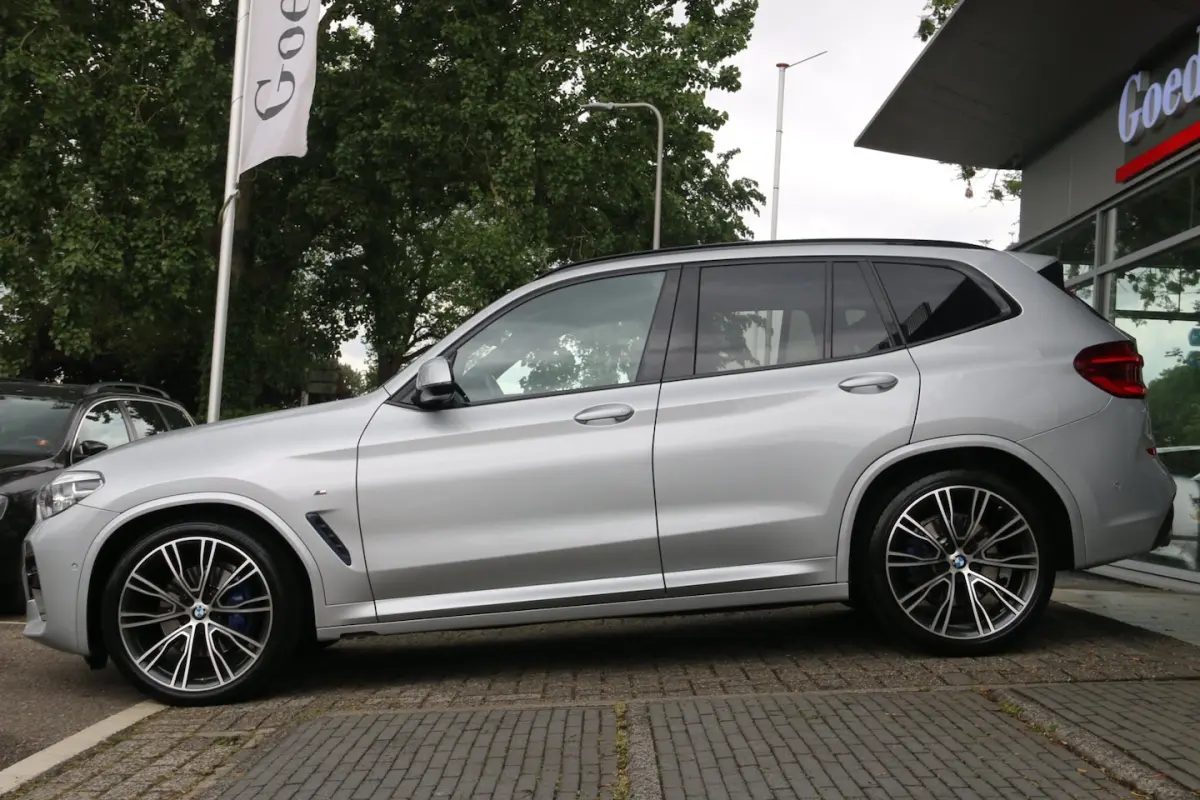 SDrive20i Launch Edition High Executive M-PAKKET PANO
