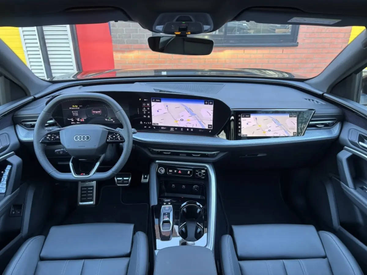 e-hybrid Quattro Edition One S-Line Pano Luchtvering 21''