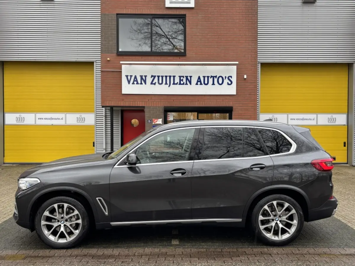 xDrive30d High Executive Panorama Laser Head-Up 20''