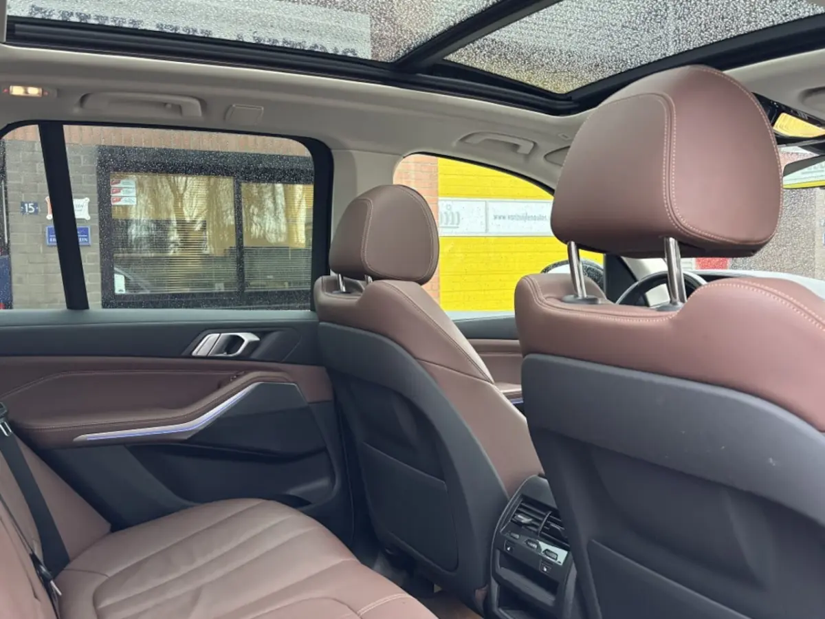 xDrive30d High Executive Panorama Laser Head-Up 20''