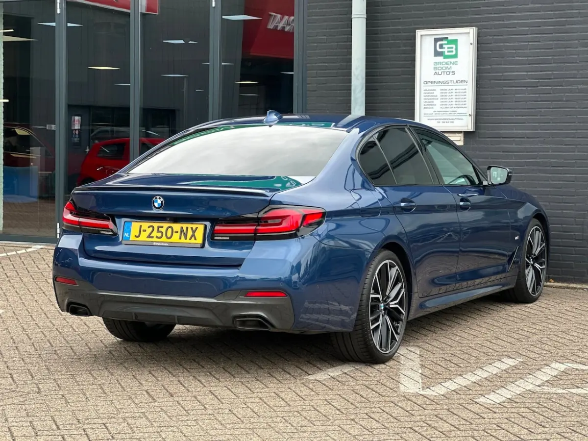530i High Executive Edition/PANO-DAK/CARPLAY/CAMERA/NL-AUTO NAP