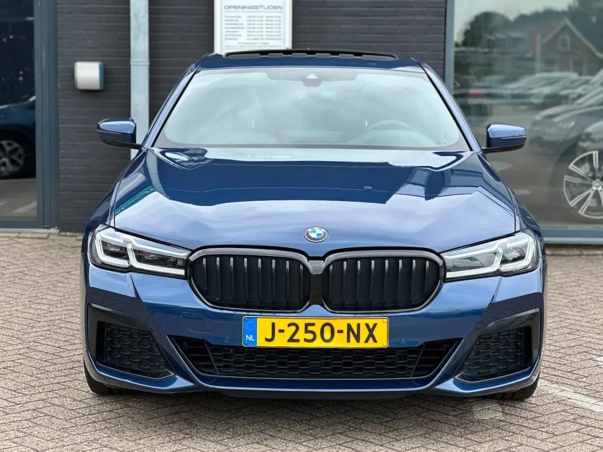 530i High Executive Edition/PANO-DAK/CARPLAY/CAMERA/NL-AUTO NAP