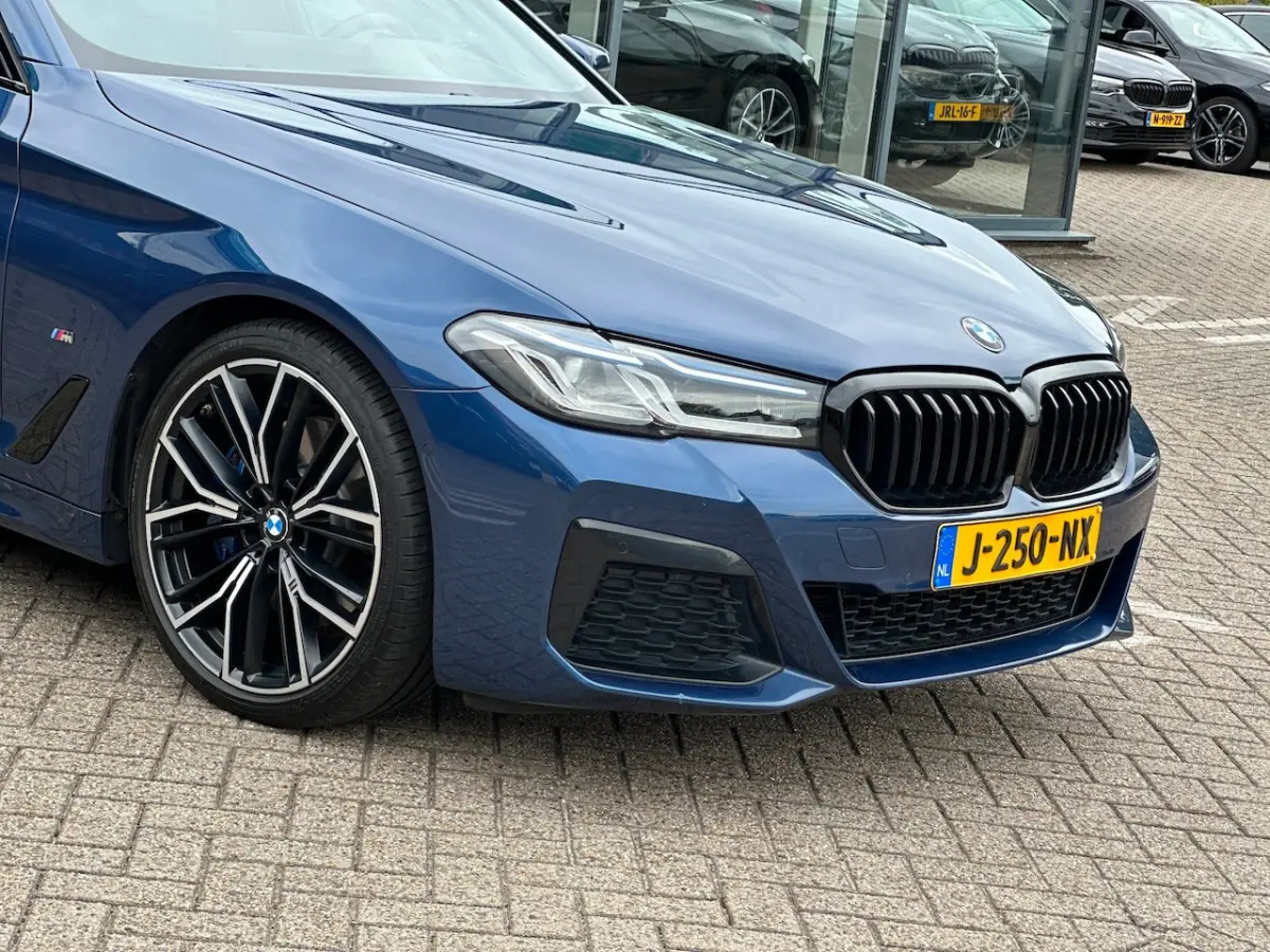 530i High Executive Edition/PANO-DAK/CARPLAY/CAMERA/NL-AUTO NAP
