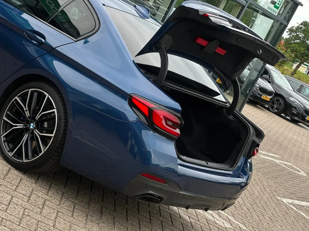 530i High Executive Edition/PANO-DAK/CARPLAY/CAMERA/NL-AUTO NAP