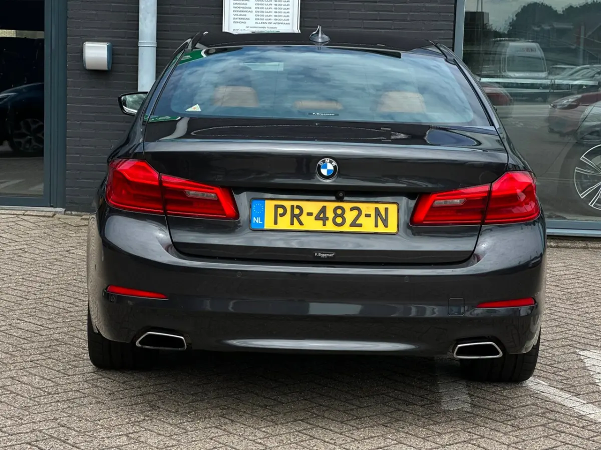 540i Executive/2E EIG/CAMERA/LEDER/NAVI/NL-AUTO NAP
