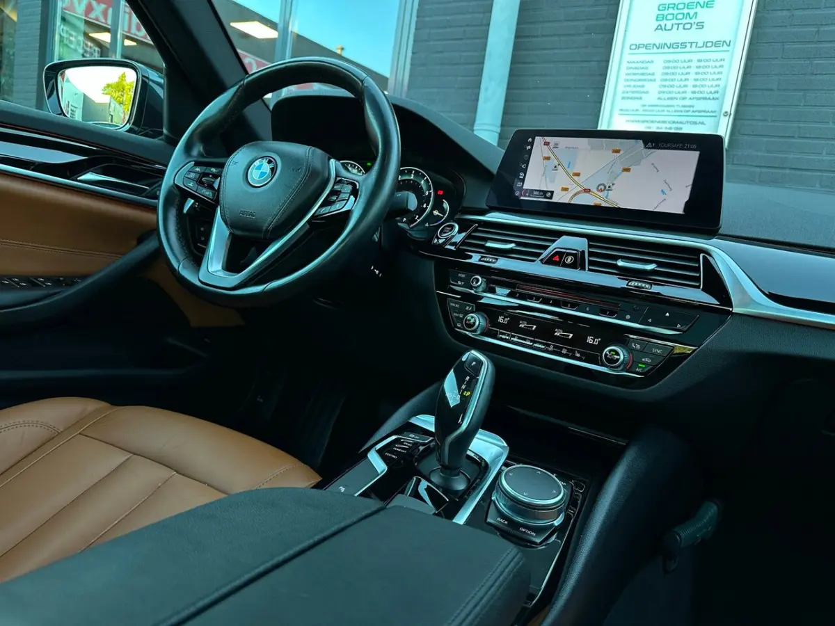 540i Executive/2E EIG/CAMERA/LEDER/NAVI/NL-AUTO NAP