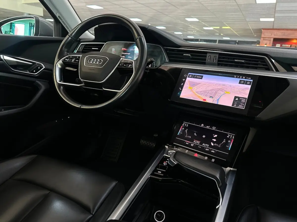 E-tron 50 quattro Launch edition 71 kWh/CARPLAY/NAVI/NL-AUTO NAP