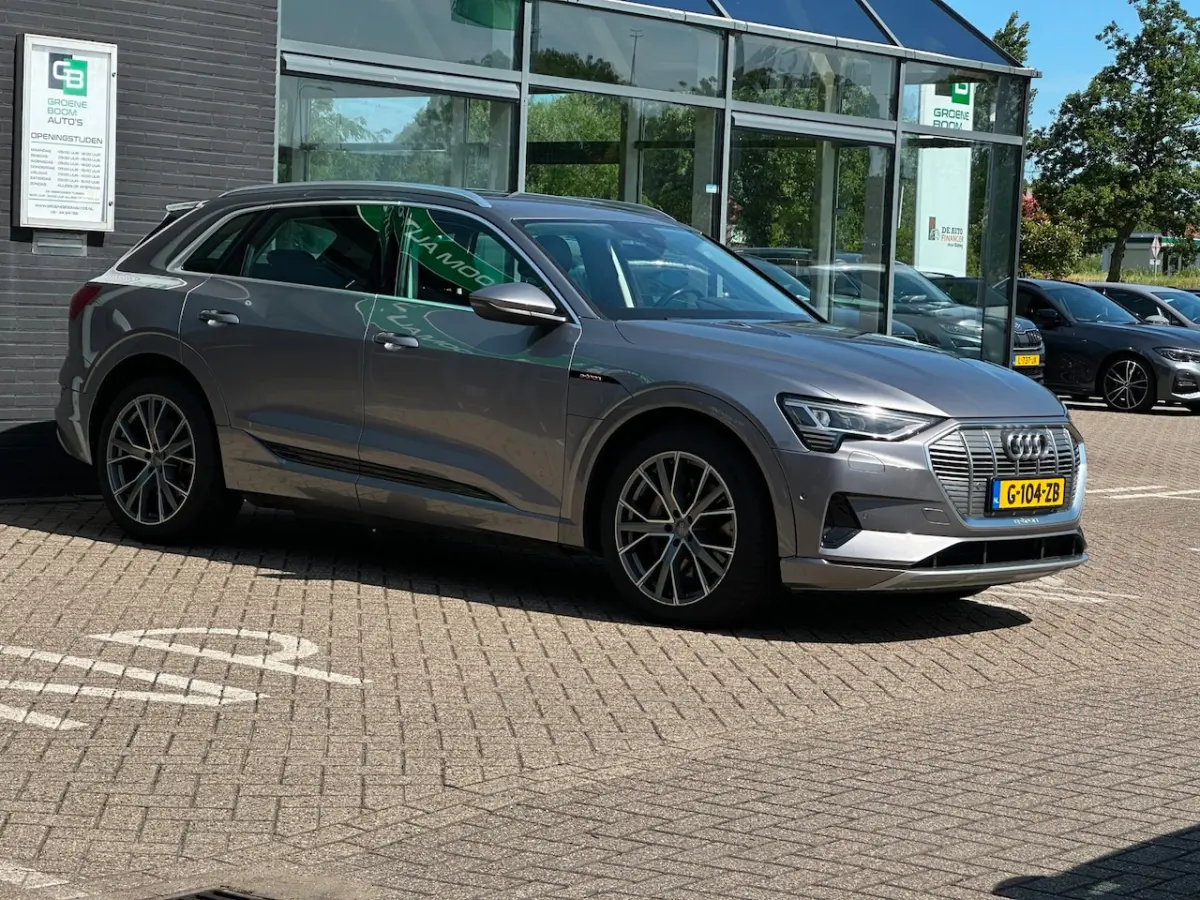 E-tron 50 quattro Launch edition 71 kWh/CARPLAY/NAVI/NL-AUTO NAP