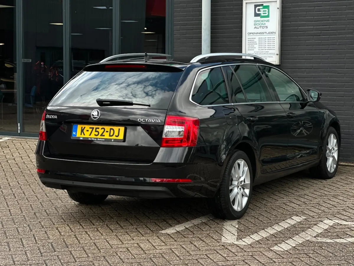 1.5 TSI Greentech Business Edition/1STE EIG/CARPLAY/NAVI/NL-AUTO NAP