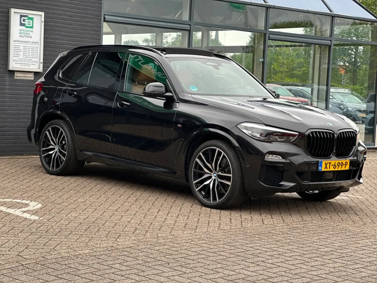 XDrive40i High Executive/PANO/CAMERA/M-PAKKET/NL-AUTO NAP