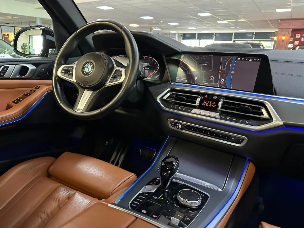 XDrive40i High Executive/PANO/CAMERA/M-PAKKET/NL-AUTO NAP
