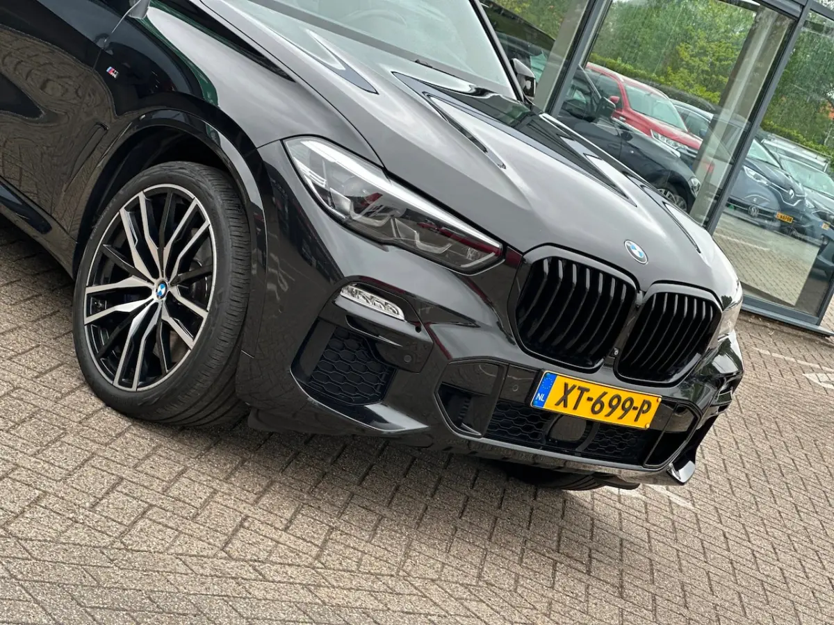 XDrive40i High Executive/PANO/CAMERA/M-PAKKET/NL-AUTO NAP