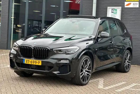 XDrive40i High Executive/PANO/CAMERA/M-PAKKET/NL-AUTO NAP
