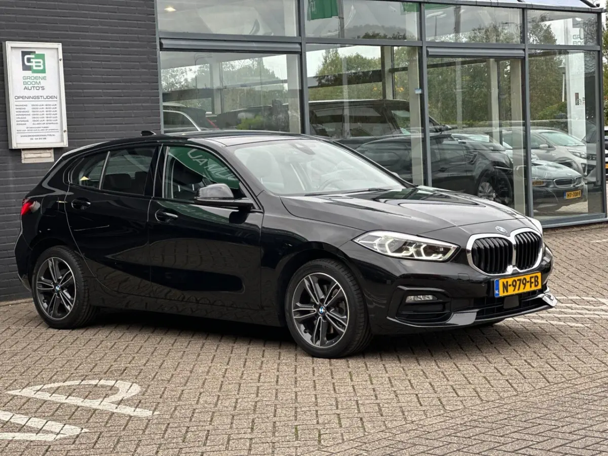 118i Business Edition Plus/CAMERA/APP-CONNECT/LEDER/NL-AUTO NAP