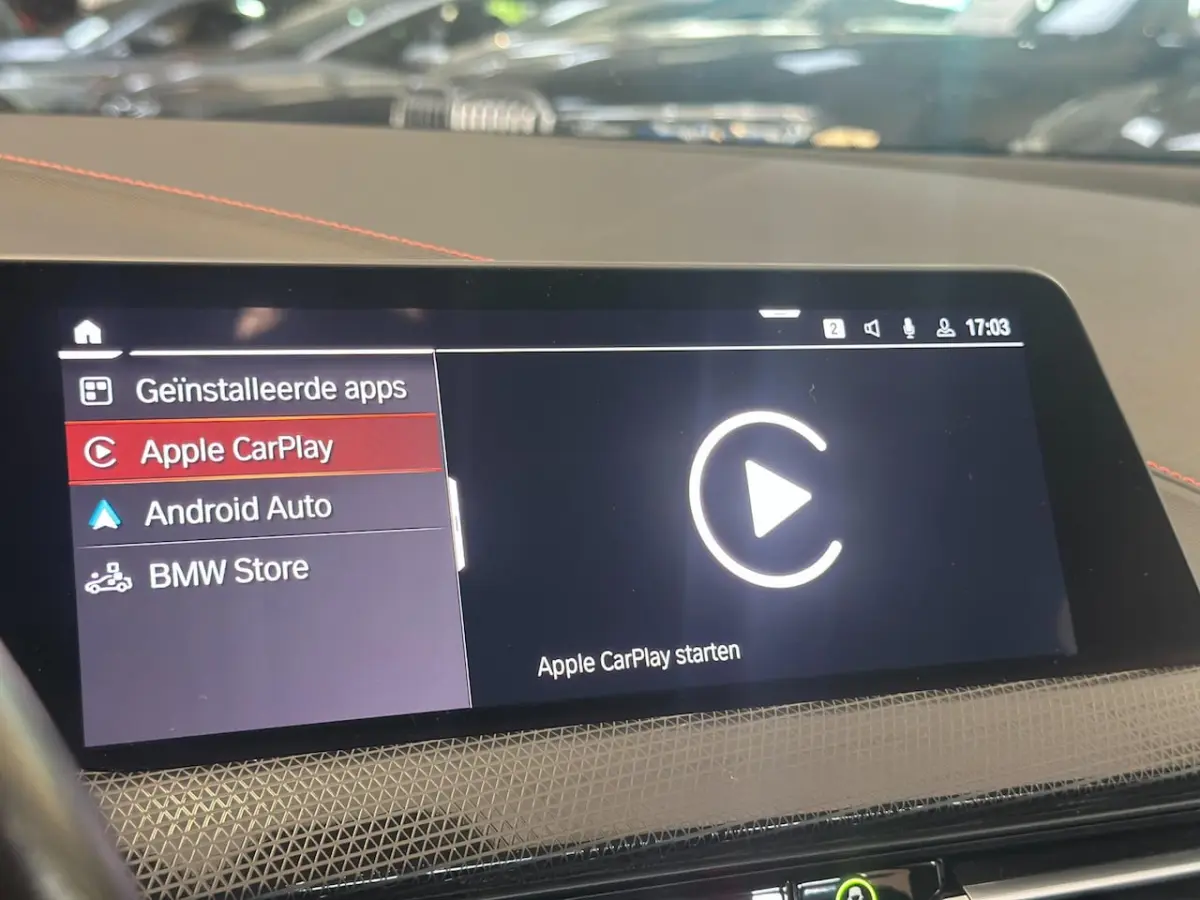 118i Executive Edition/1STE EIG/NAVI/CARPLAY/LED/NL AUTO NAP