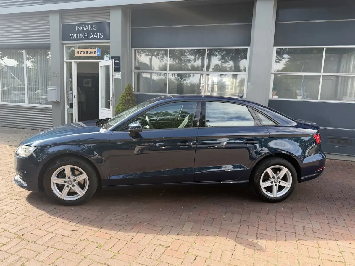 1.0 TFSI Design Pro Line Bj 2017 Navi, Cruise, Clima, Camera 116PK Dealer onderhouden