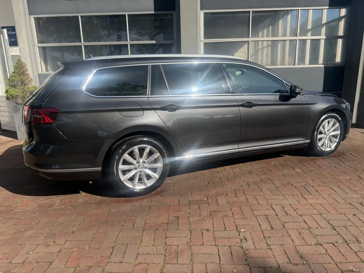 1.5 TSI Highline Business R Bj 2019 Km 81.000 Nap 2e eigenaar Vol optie