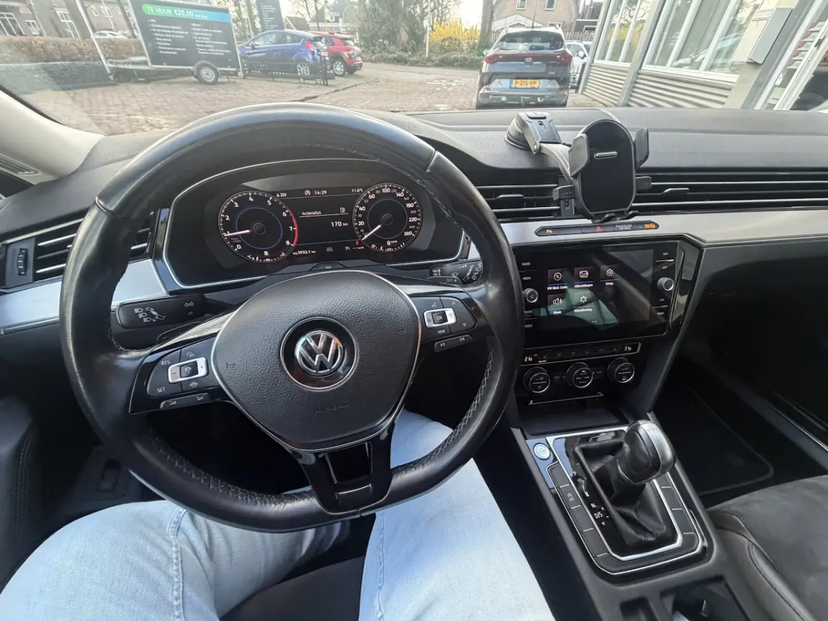 1.5 TSI Highline Business R Bj 2019 Km 81.000 Nap 2e eigenaar Vol optie