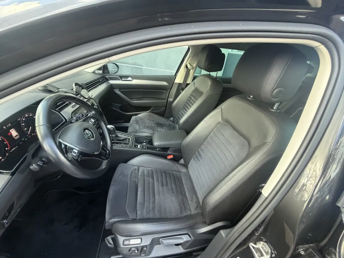 1.5 TSI Highline Business R Bj 2019 Km 81.000 Nap 2e eigenaar Vol optie