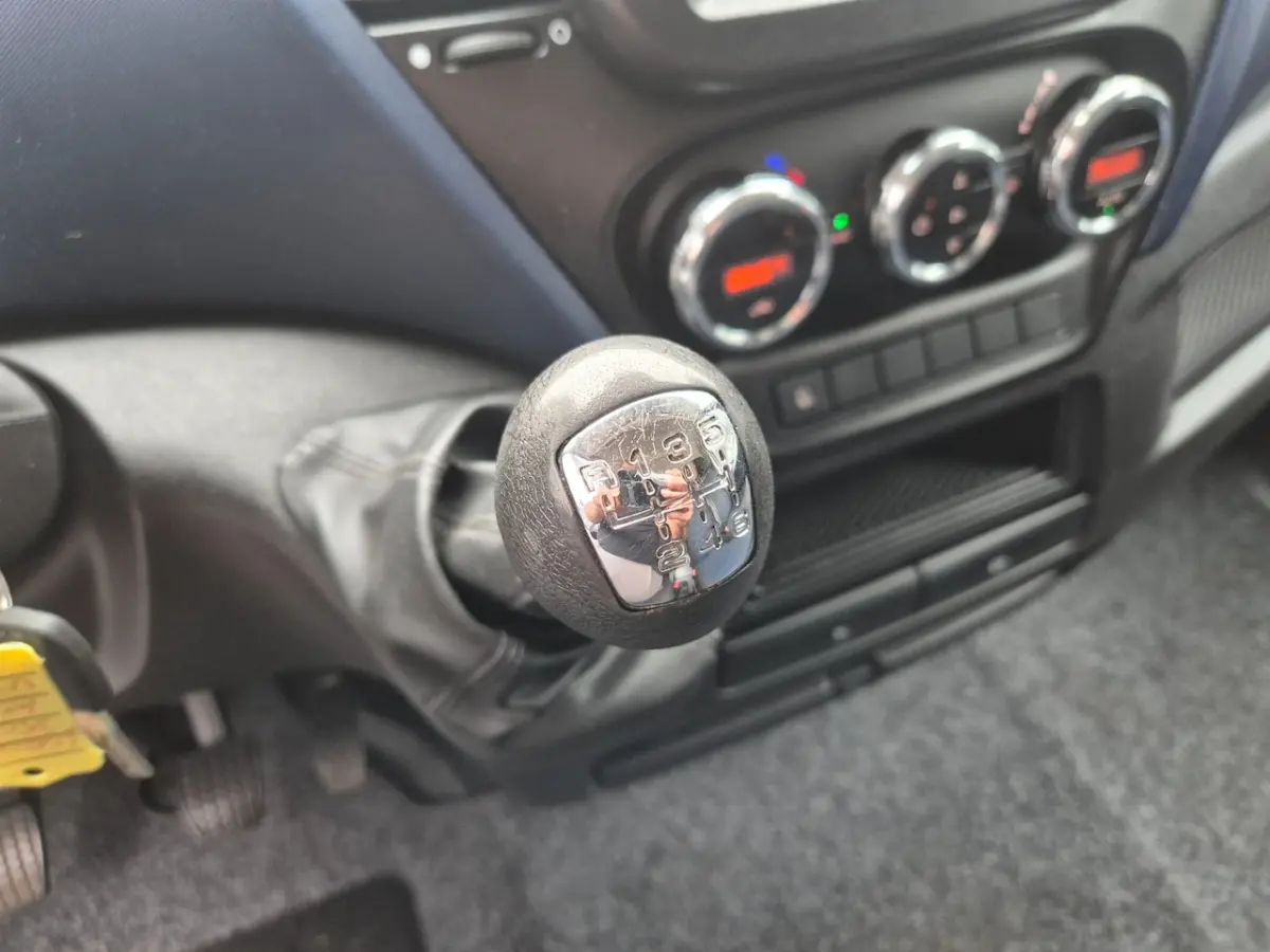 35C16 2.3D/ Navi/ Airco/ E6/ 22 KUB