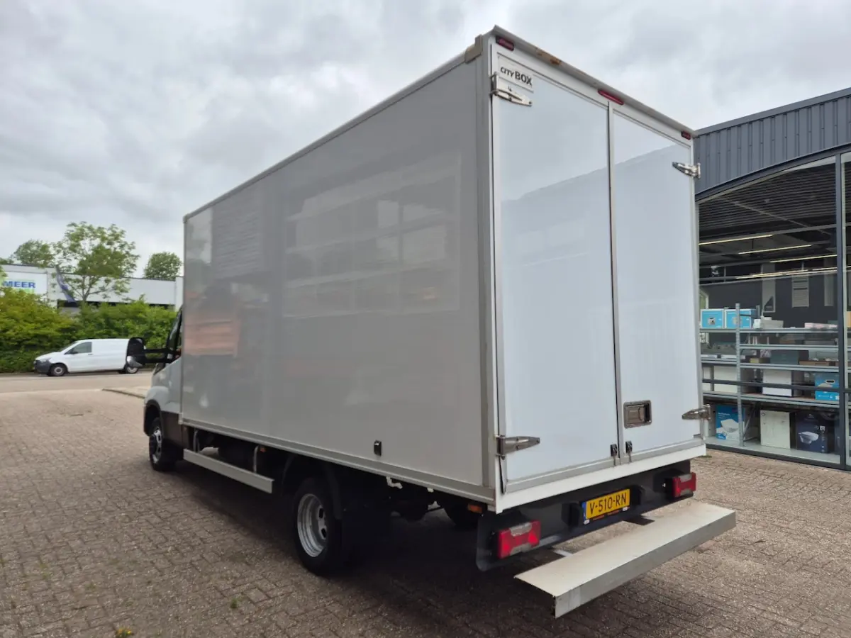 35C16 2.3D/ Navi/ Airco/ E6/ 22 KUB